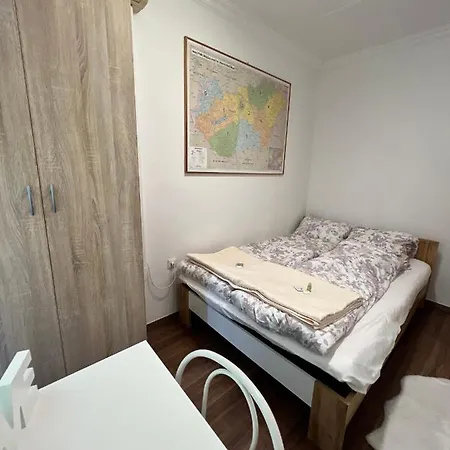 Meszlenyi Ii Apartment Pecs