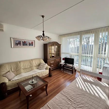 Apartment Meszlenyi Ii Pecs