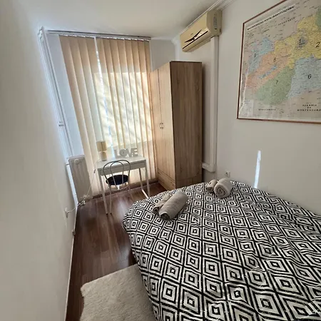 Meszlenyi Ii Lejlighed *